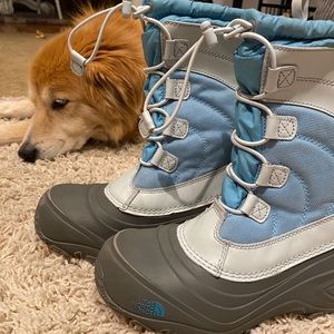 North Face winter goods, size 5